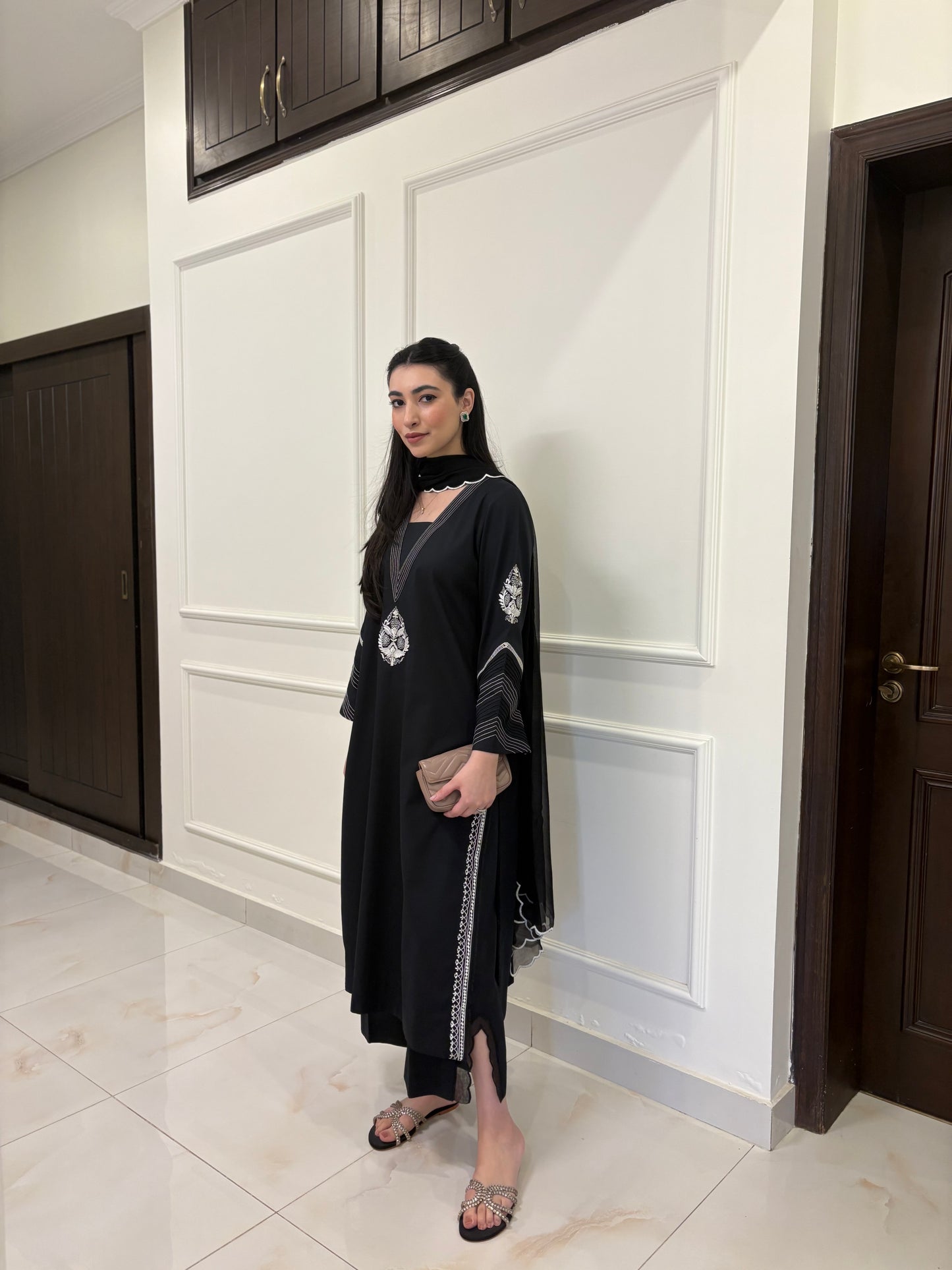 HOORE' BLACK 3-PIECE OUTFIT