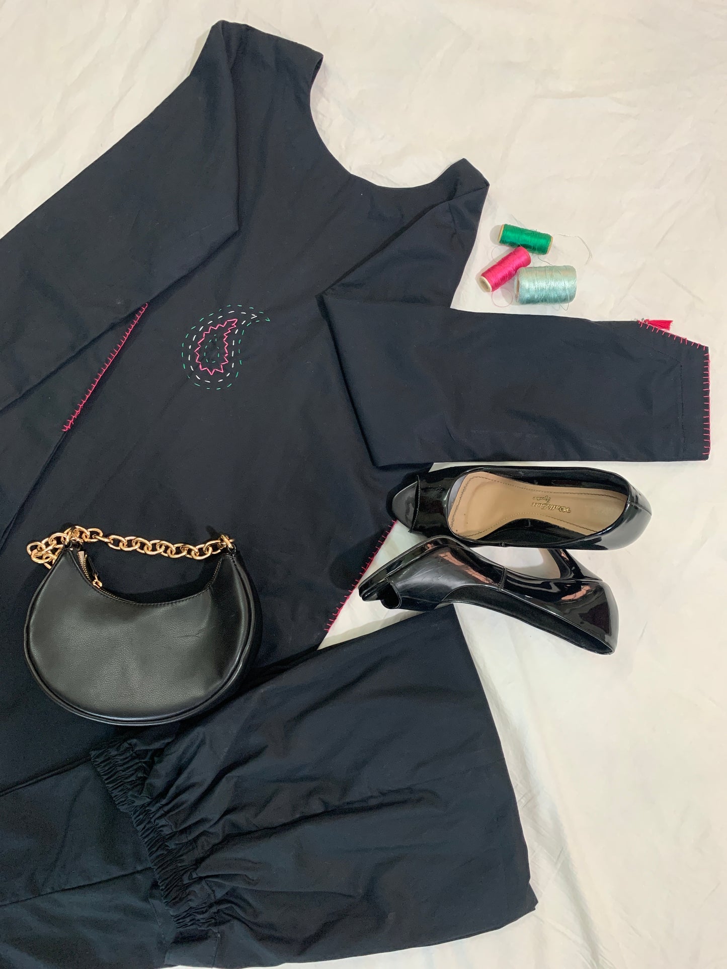 ZAHA BASIC BLACK 2-PIECE OUTFIT